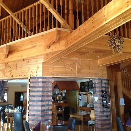 Hotel Airport View And Secret Lusk